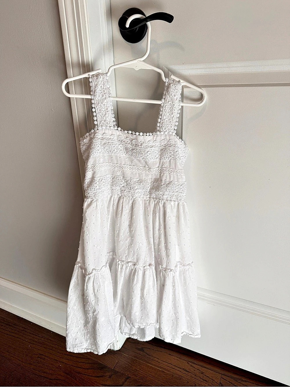 Zunie Kids Mini Sundress in White Size 6 Like New